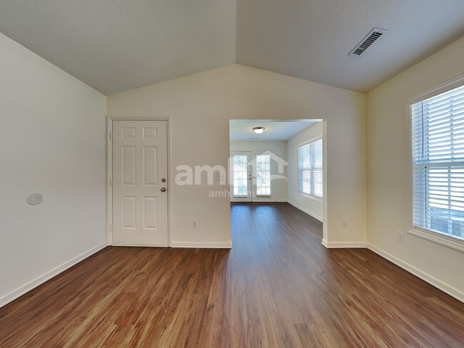 Building Photo - 197 Cameron Way Cir