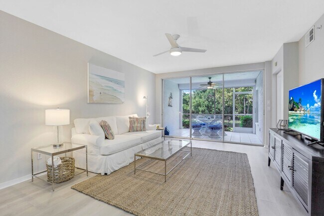Foto del edificio - ** CALUSA BAY ** 2 BED / 2 BATH - CONDO - ...