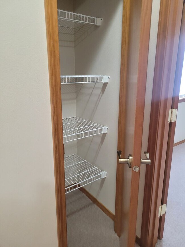 Building Photo - For Rent Condo in Richland, Washington