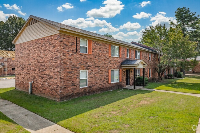 Foto del edificio - Camelot Manor