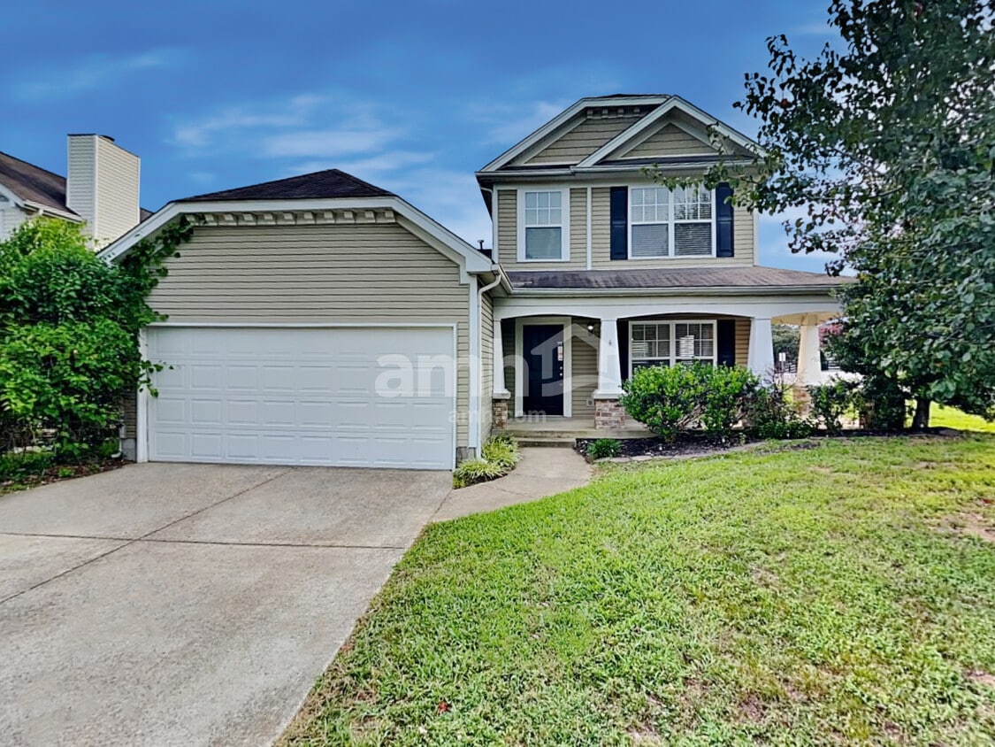 Foto principal - 1700 Stone Hollow Ct