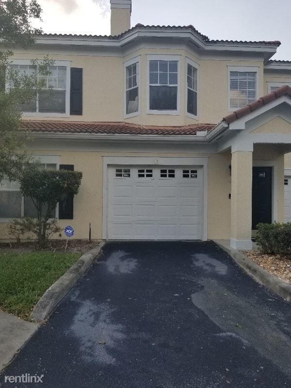 Primary Photo - 2 br, 2 bath Condo - 621 Arbor Lakes