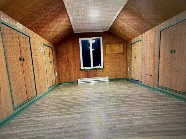 Foto del edificio - Welcome to this beautiful single-family home in South Euclid, OH.