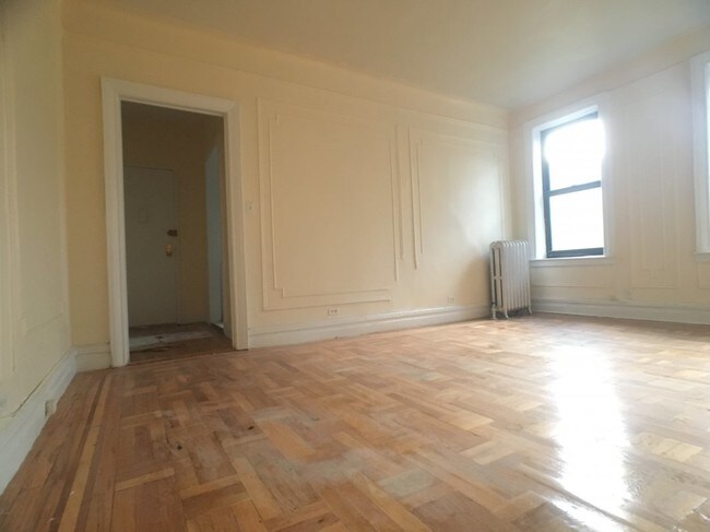 Building Photo - 28 Arden St