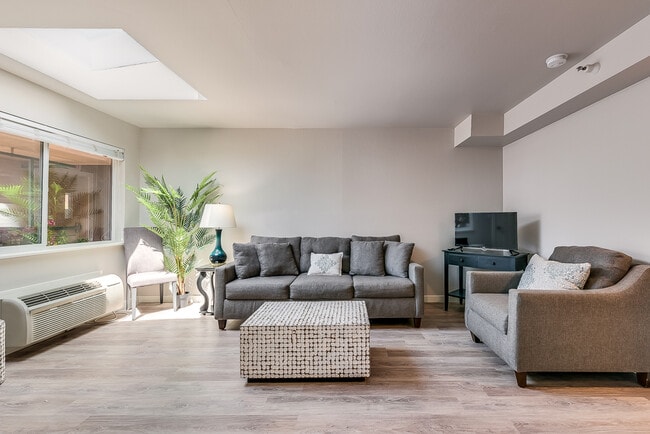 Foto del edificio - Avila Apartments in Downtown SLO