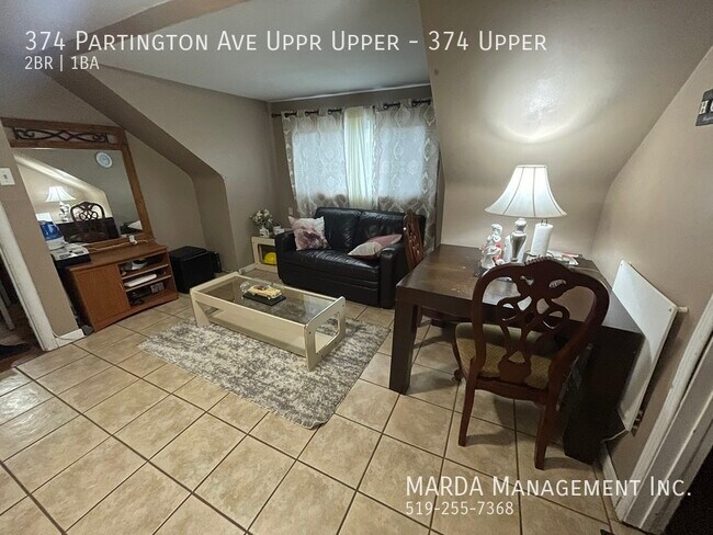 Photo du bâtiment - STUDENT 2 BED 1 BATH NEAR U OF W - ALL UTI...