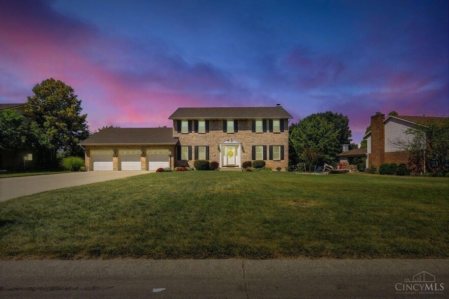 Foto principal - 6671 Foxfield Dr