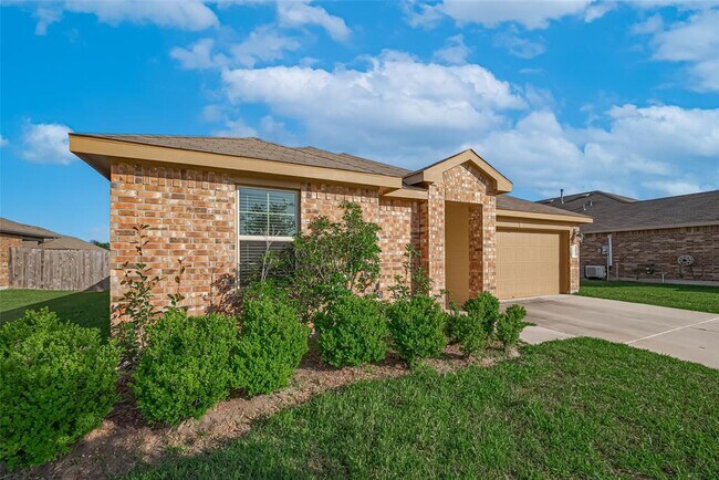 Building Photo - 1819 Bryson Heights Dr