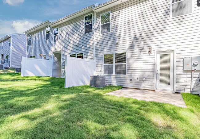 Building Photo - 411 Sea Grit Ct