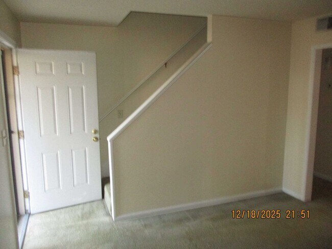 Foto del edificio - 804 N Washington St