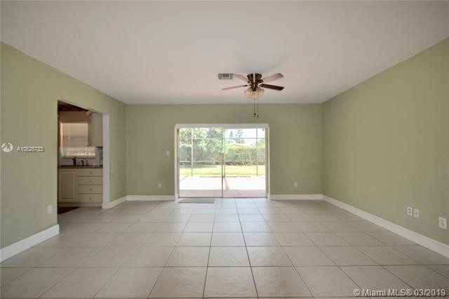 Building Photo - 12541 SW 108th Ave