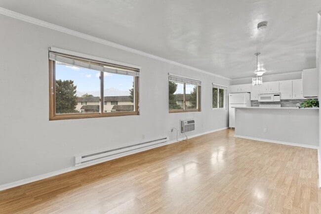 Photo - 4497 1175 W Apartment