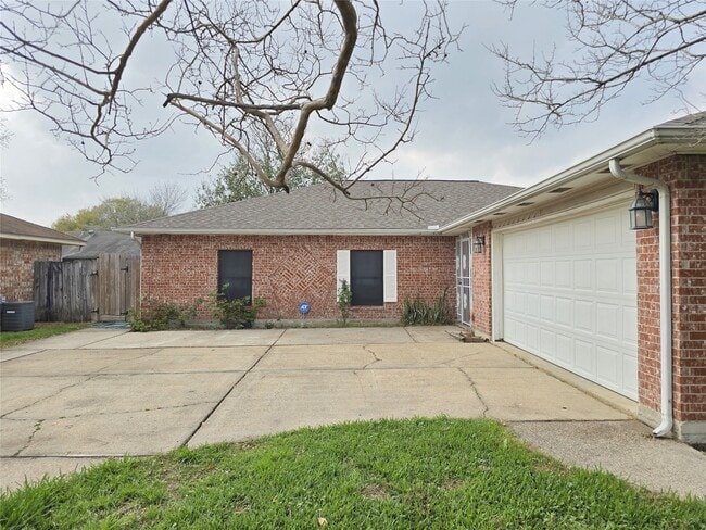 Building Photo - 1335 Willersley Ln