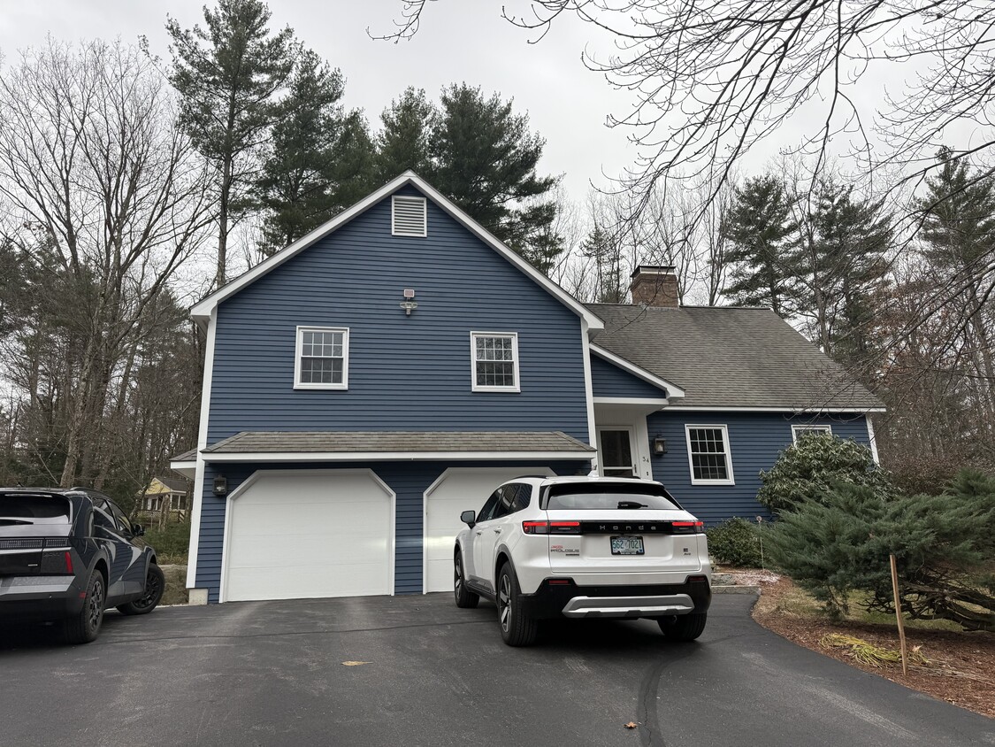 Home Front View - 34 Hitching Post Ln