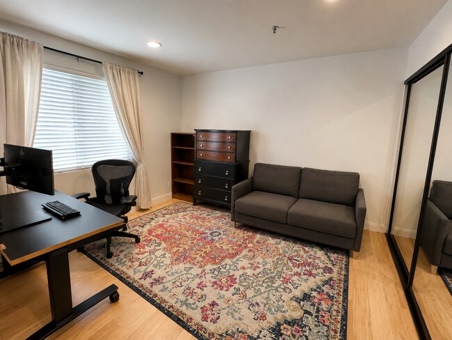 Second Bedroom - 625 E Del Mar Blvd