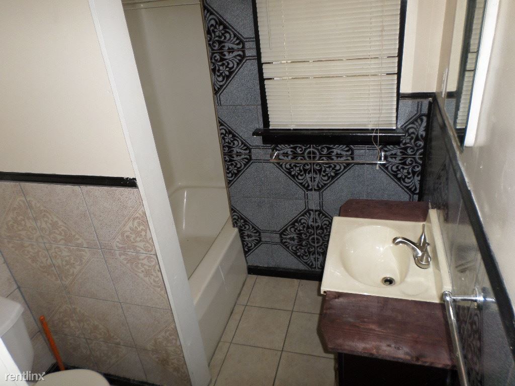 Foto del edificio - 3644 Poplar Ave