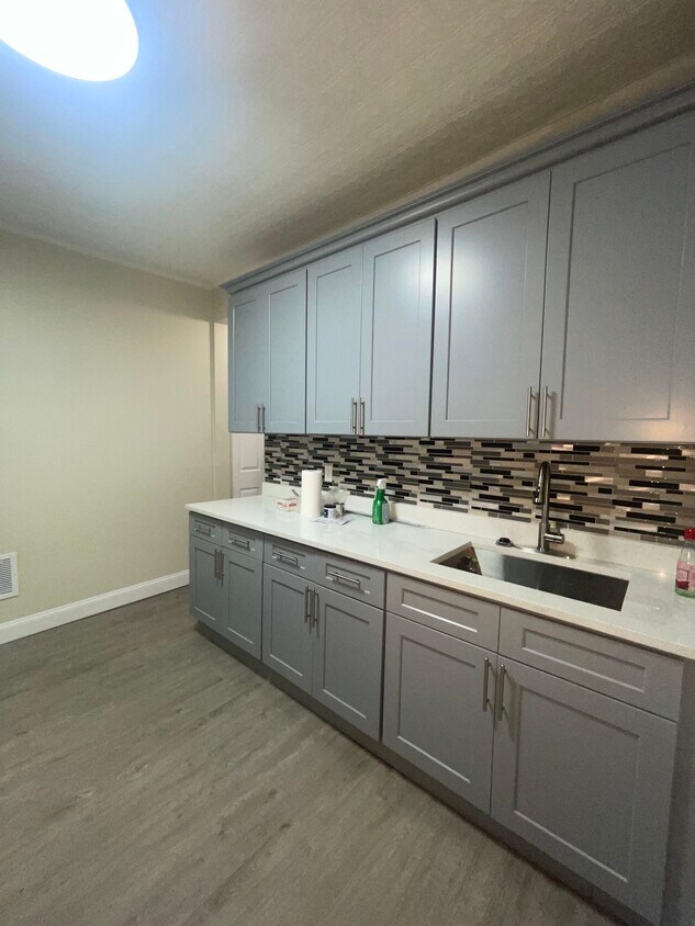 Foto principal - 187 Miller Ave