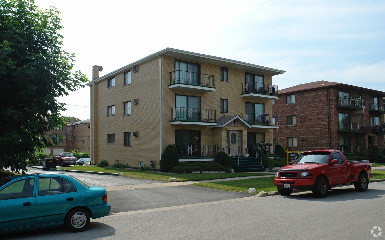 Foto del edificio - 10625 S Major Ave