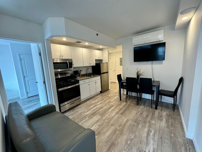 Foto del edificio - 433 W 53rd St