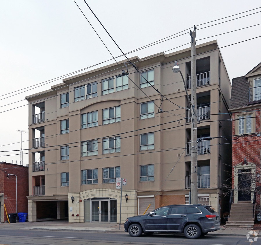 Primary Photo - 716 Kingston Rd