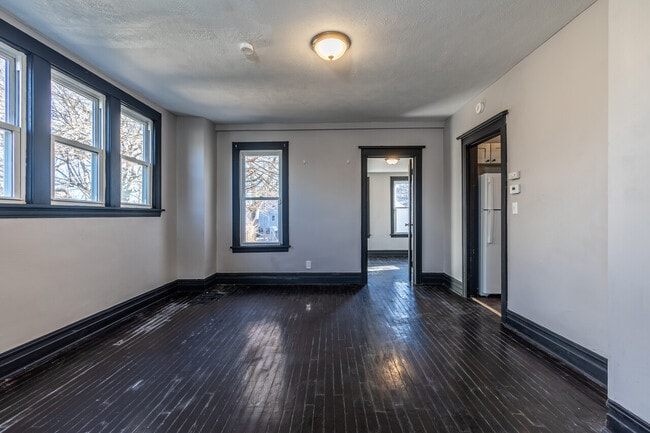 Building Photo - 3159 Grand Ave