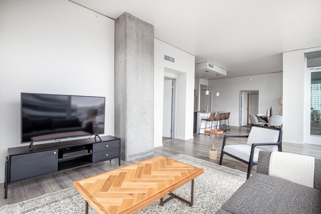 Building Photo - 1823 Minor Ave