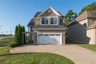 Building Photo - 23711 Wolf Rd