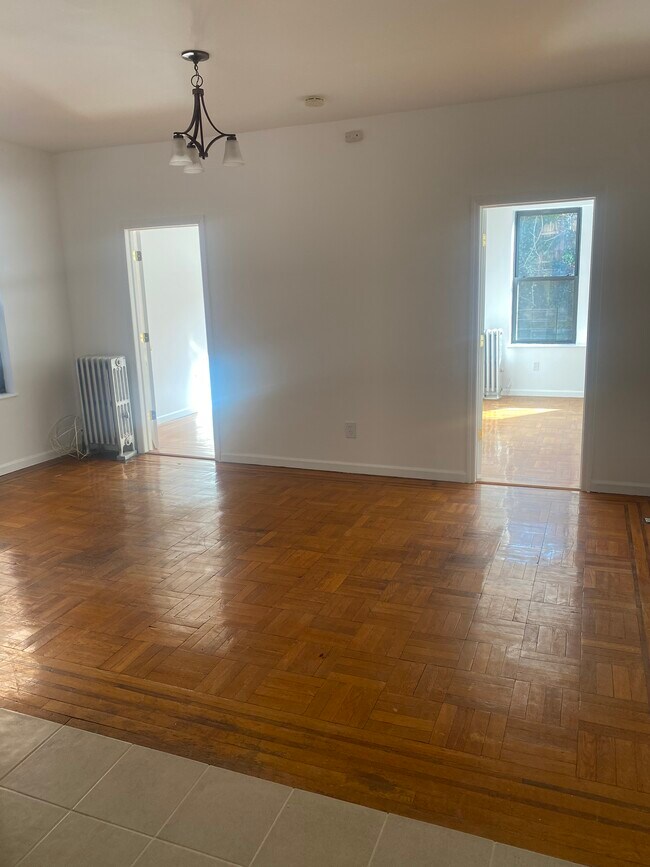 Living room - 1057 115th St