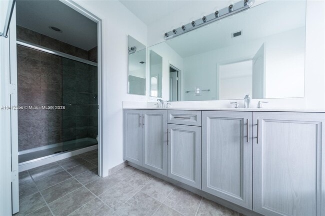 Building Photo - 5784 Monterra Club Dr