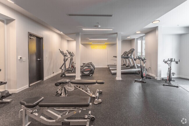 Gimnasio - The Overlook at City View