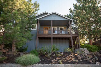 Building Photo - 2576 NW Monterey Pines Dr