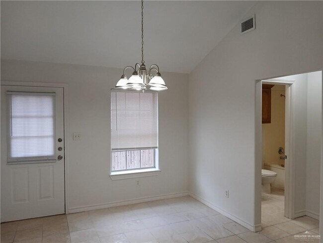 Foto del edificio - 9 Bahamas Dr