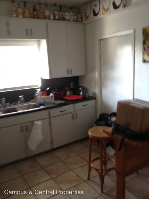 Foto del edificio - 3102 Cedar St