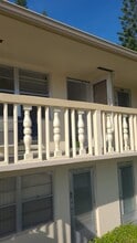 Building Photo - 215 Sussex K