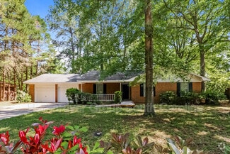 Building Photo - 1670 Crowndale Dr