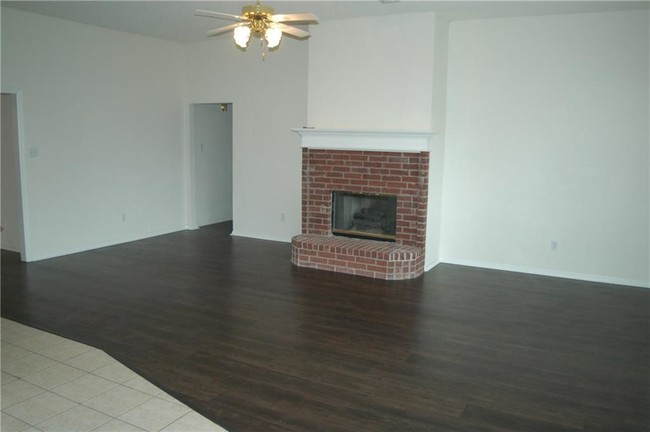 Building Photo - 1258 Leanne Ct