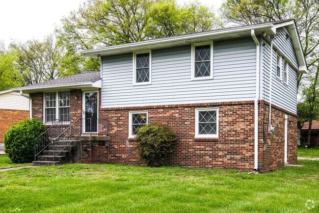 Building Photo - 133 Cline Ave