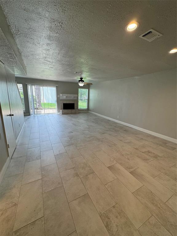 Foto del edificio - 20309 Sunny Shores Dr