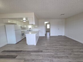 Building Photo - 156 Judy Ln