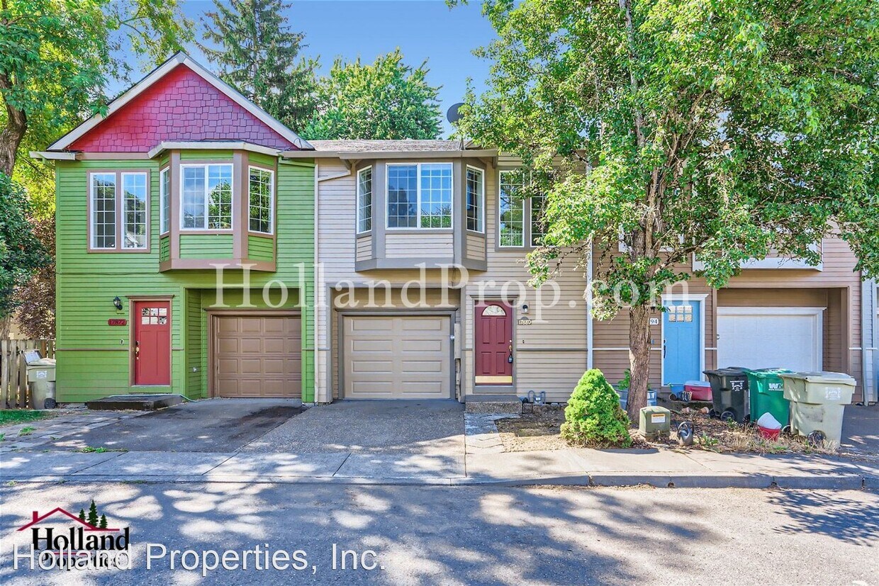 Primary Photo - 3 br, 2.5 bath House - 17880 SW Arbela Ct.