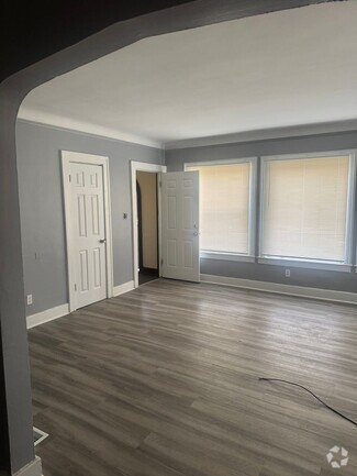 Building Photo - 3245 Calvert Ave
