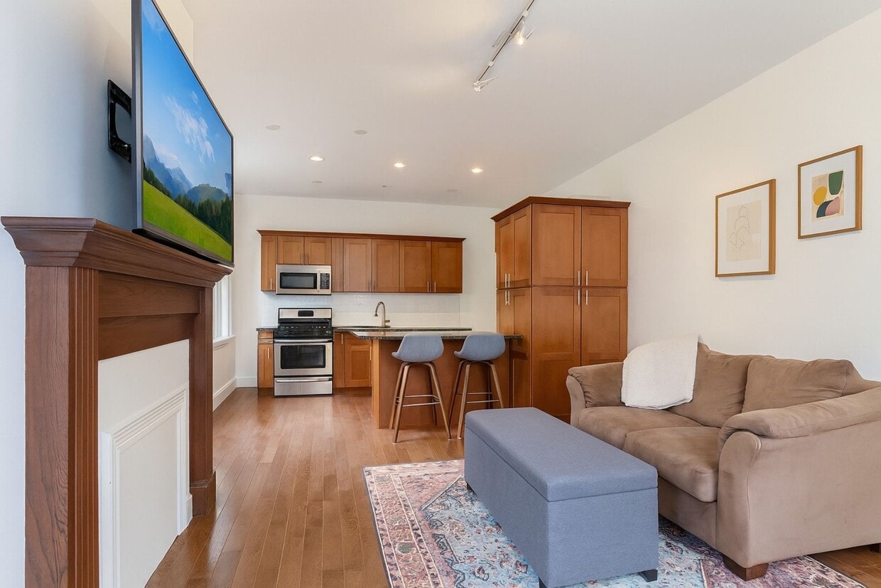 Foto principal - 21-11 46th Ave