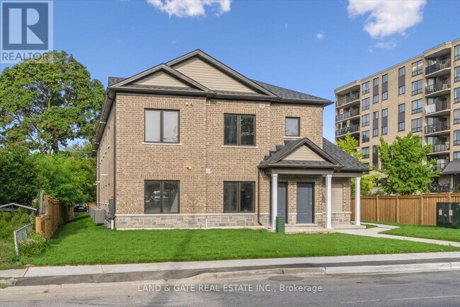 Photo du bâtiment - 223 Albert St