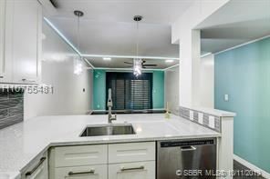 Foto del edificio - 3 br, 2 bath  - Forest Park South I Condo