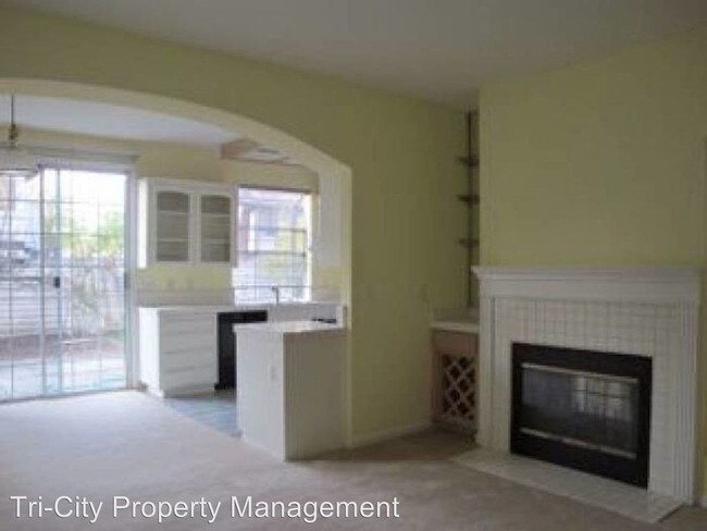 Building Photo - 3 br, 2.5 bath House - 5067 Amberwood Drive