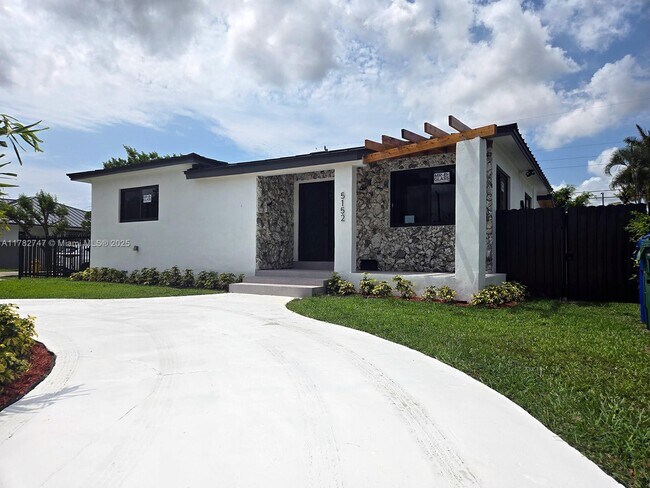 Foto del edificio - 5152 SW 6th St