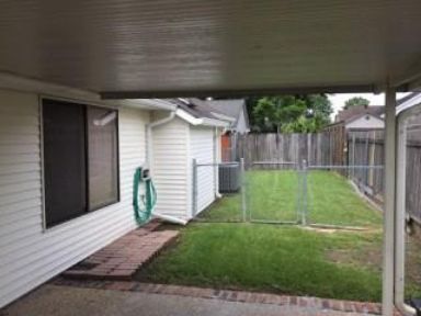 Building Photo - 2712 Hardwood Dr