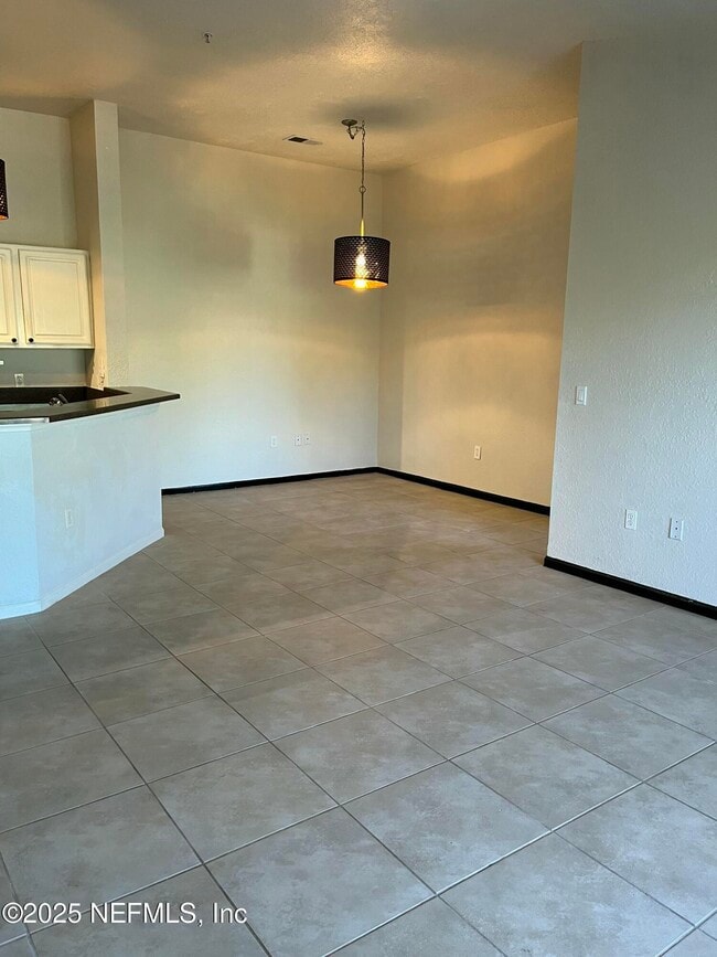 Building Photo - 425 Timberwalk Ct