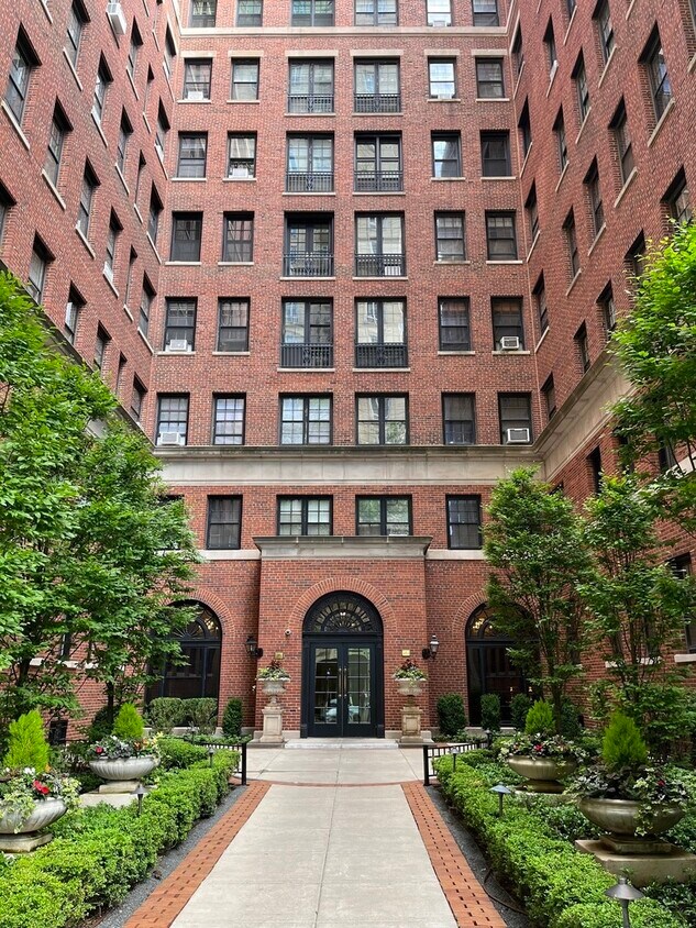 Foto principal - 400 W Deming Pl