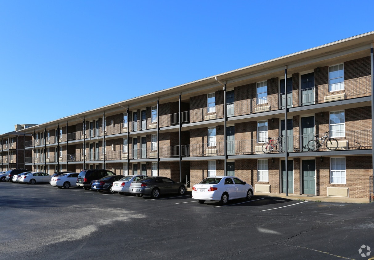 Neill House Apartments - Neill House & Dexter Arms